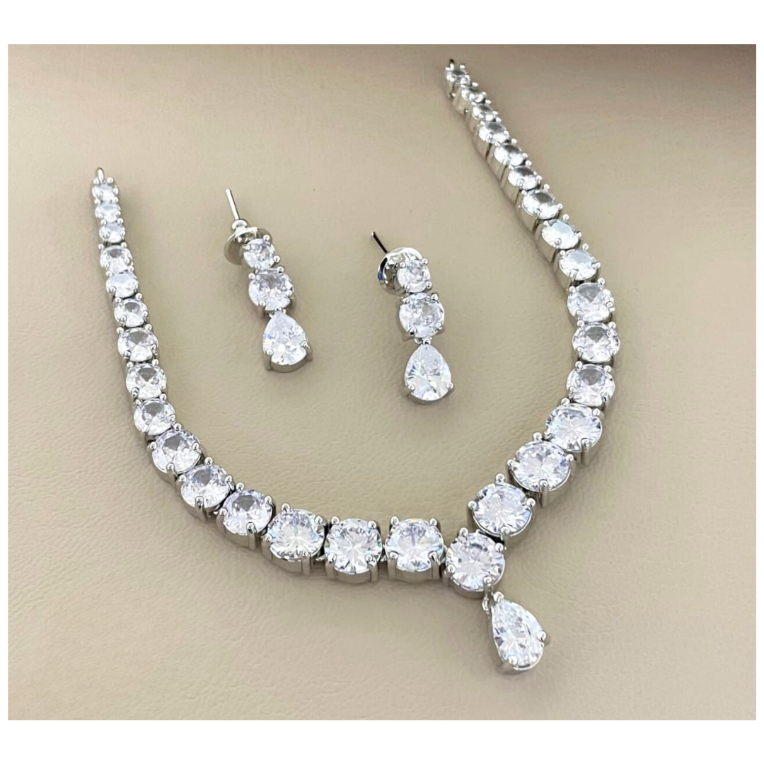 The Art of Timeless Beauty: Why SASHVI Jewellery Completes Every Look