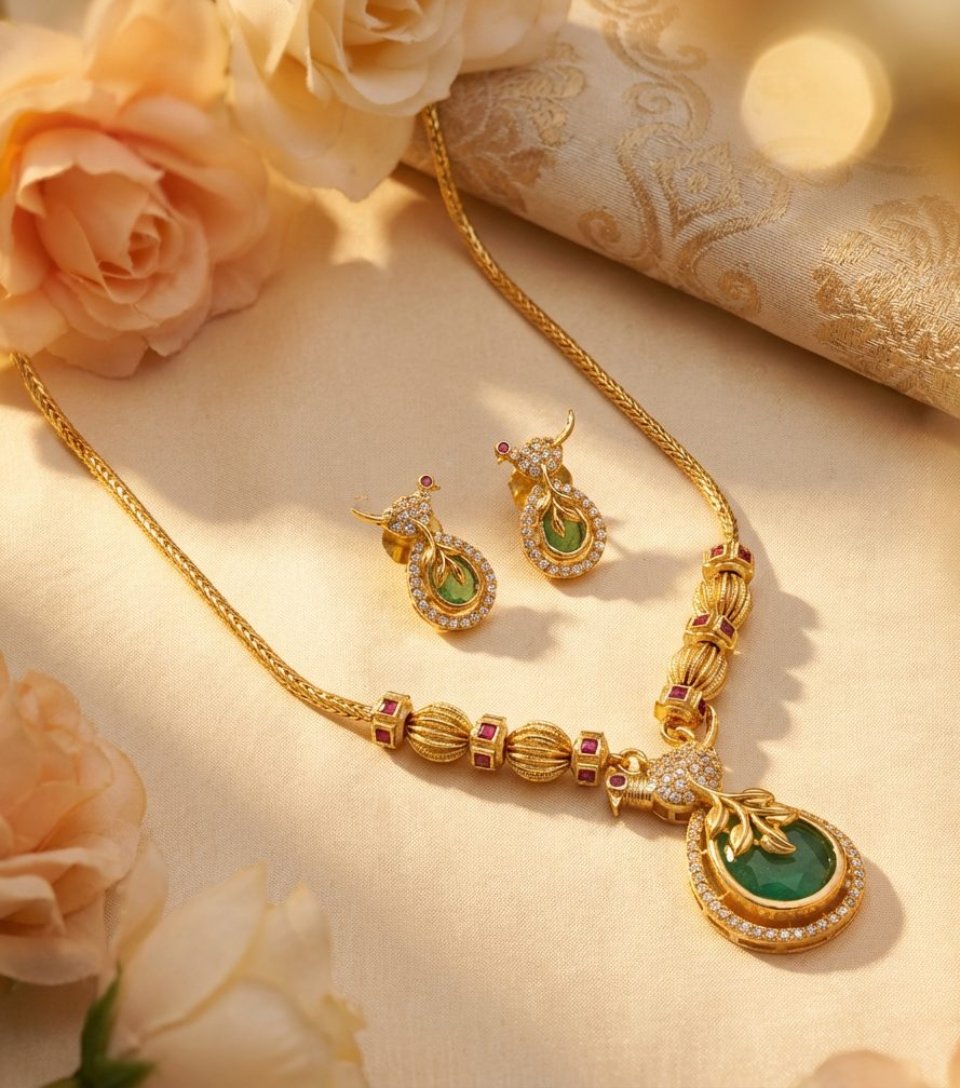 Emerald Leaf Necklace Set