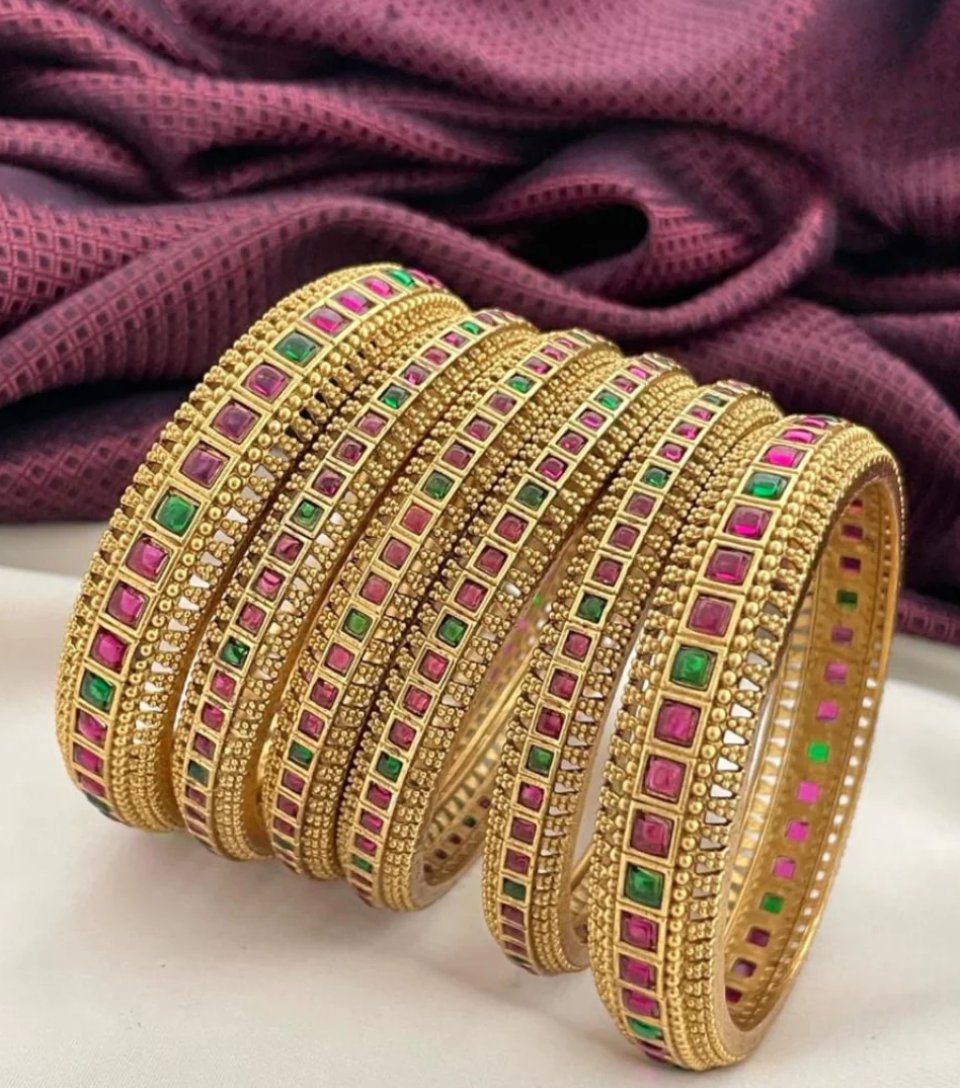 Mahira Bridal Bangles